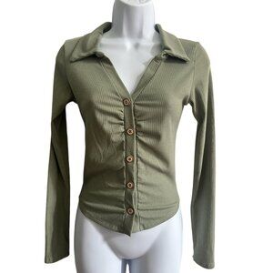 Sage Green Women’s Buttoned Up Cropped Long-Sleeve